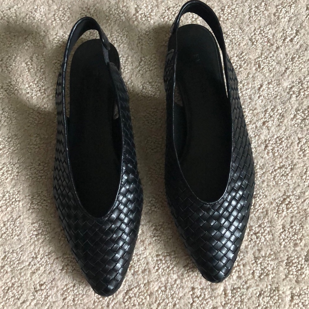 Everlane V-Slingback Woven Flat, Size 5